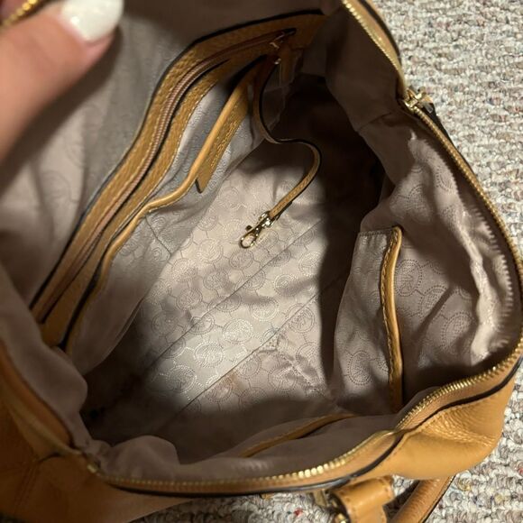 MICHAEL KORS Bowery Large Leather Shoulder Bag Tan Caramel Crossbody Strap - Picture 13 of 13